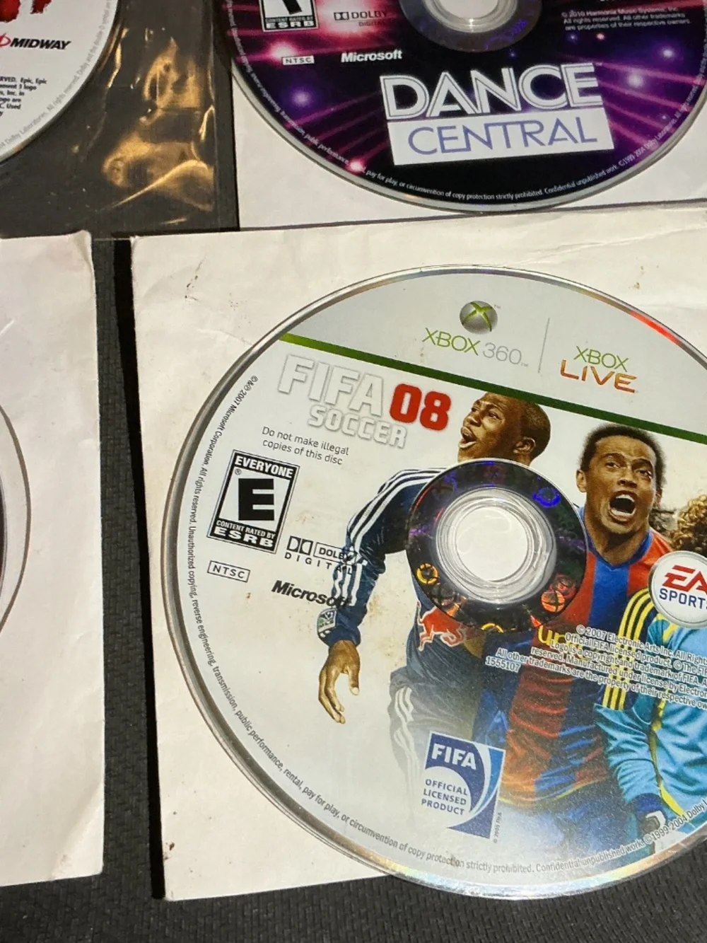 Need For Speed hot pursuit&FIFA 08&Dance Central&Unreal Tournament 3  Xbox 360